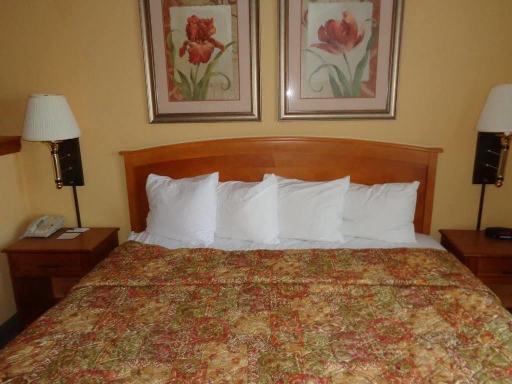 Country Inn & Suites By Radisson, Green Bay East, Wi Екстер'єр фото